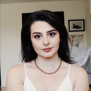 Meet your Posher, Mallory